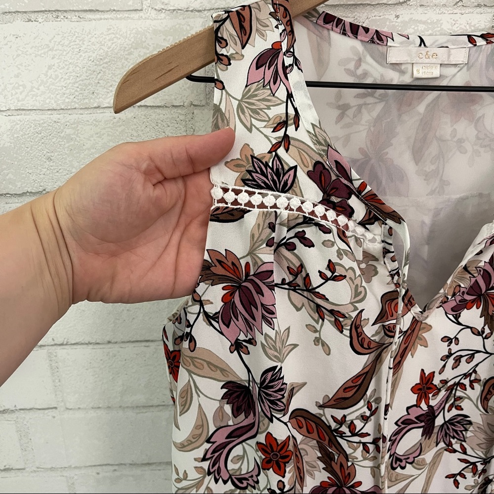 c&e White Floral Sleeveless Peplum Top - Picture 5 of 12